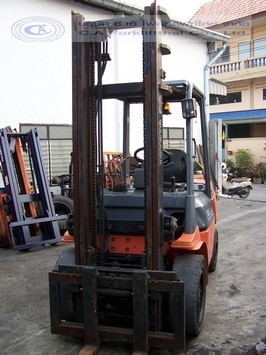 ( คันที่ 1 ) ขาย รถ โฟล์คลิฟท์ TOYOTA รุ่น 7-FD30