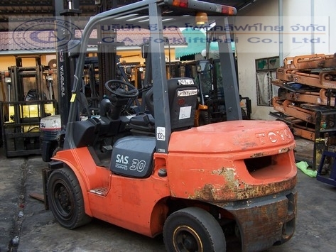 ( คันที่ 1 ) ขาย รถ โฟล์คลิฟท์ TOYOTA รุ่น 7-FD30