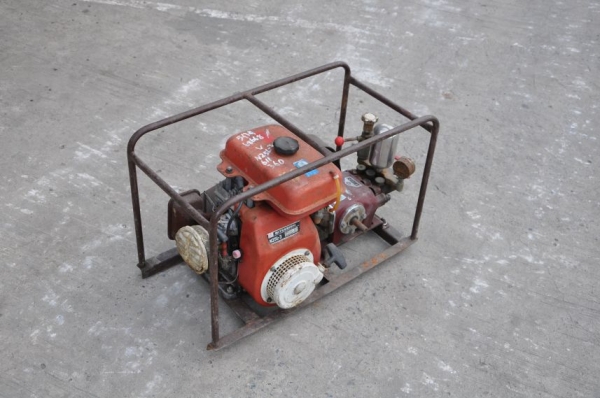 ขายปั้มฉีดน้ำ ติดเครื่องยนต์ นำเข้าจากญี่ปุ่นยังไม่เคยใช้ในไทย ขายถูก