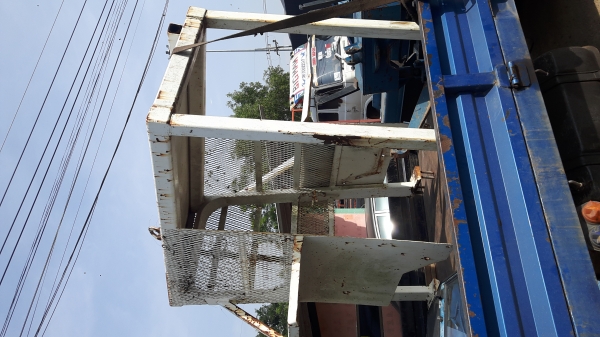 ขายครับ หลังคาเก่านอกโครงเห็ลกหนาอย่างดี