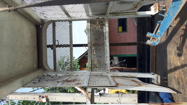 ขายครับ หลังคาเก่านอกโครงเห็ลกหนาอย่างดี