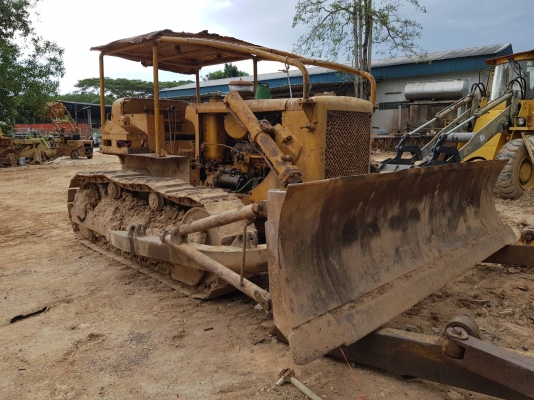 CAT D5 สภาพสวยพร้อมใข้งานราคา 360,000 รถ กทม CAT D5 สภาพสวยพร้อมใข้งานราคา 360,000 รถ กทม