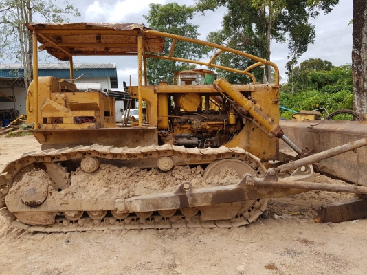 CAT D5 สภาพสวยพร้อมใข้งานราคา 360,000 รถ กทม CAT D5 สภาพสวยพร้อมใข้งานราคา 360,000 รถ กทม