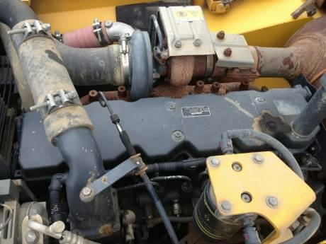 ขาย.แม็คโค  KOMAT`SU 200-8 ปี58 สภาพเต็มรถสวยเดิมๆใช้งานน้อย รถห้าง มือเดียวป้ายแดง ทะเบียนพร้อมโอน