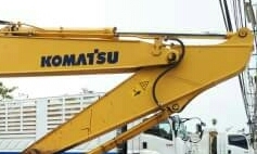 ขาย.แม็คโค  KOMAT`SU 200-8 ปี58 สภาพเต็มรถสวยเดิมๆใช้งานน้อย รถห้าง มือเดียวป้ายแดง ทะเบียนพร้อมโอน