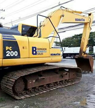 ขาย.แม็คโค  KOMAT`SU 200-8 ปี58 สภาพเต็มรถสวยเดิมๆใช้งานน้อย รถห้าง มือเดียวป้ายแดง ทะเบียนพร้อมโอน