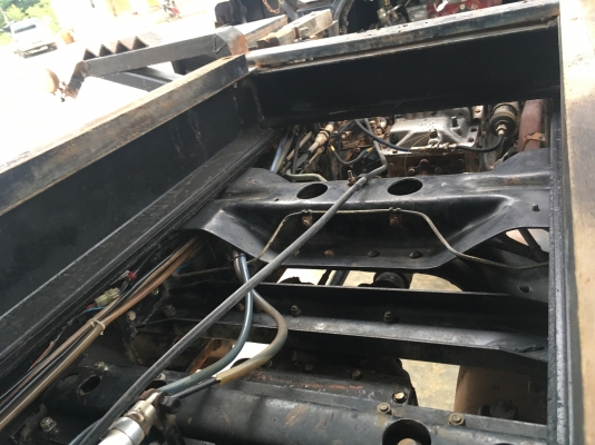 ขายด่วนสิบล้อดั้มสองเพลาFM1Jสมอเงินปี45 กะบะสามมิตร สภาพสวยพร้อมใช้งาน