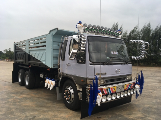 ขายด่วนสิบล้อดั้มสองเพลาFM1Jสมอเงินปี45 กะบะสามมิตร สภาพสวยพร้อมใช้งาน