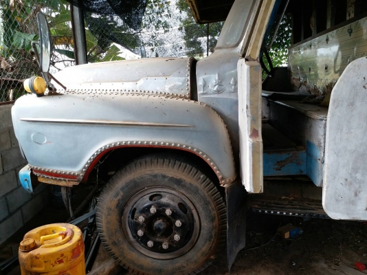 รถ10ล้อหัวยาวหางพับ. 165แรง