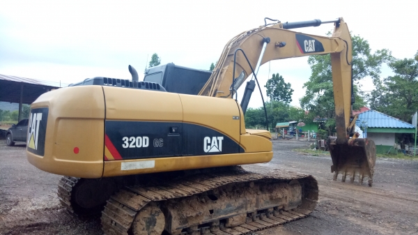 ขาย CAT320D กระบอกดำปี58 1หมื่น3พันกว่า ชม. เอกสารเล่มทะเบียน สภาพช่วงล่างเต็ม รถเดินน้อย ตักดินใส่สิบล้ออย่างเดียว เครื่องดีมาก แอร์เย็น ราคา 1,600,000บาท เงินสดลดได้ เงินไม่พอจัดแนนท์ให้ โทไอดีไลน์ 0990035892/0843923995. ดูรถ จ.สระแก้ว
