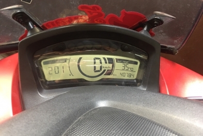 ขาย YAMAHA Tricity 125 ปี 58 เครื่องดี ชุดสีสวย เล่มพร้อมชุดโอน