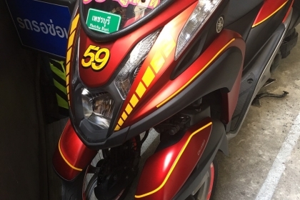 ขาย YAMAHA Tricity 125 ปี 58 เครื่องดี ชุดสีสวย เล่มพร้อมชุดโอน