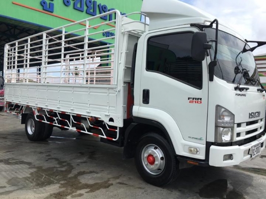 Isuzu FRR 210แรง ปี56 กระบะคาร์โก้ ☑️ กระบะยาว5.5ม. Isuzu FRR 210แรง ปี56 กระบะคาร์โก้ ☑️ กระบะยาว5.5ม.
