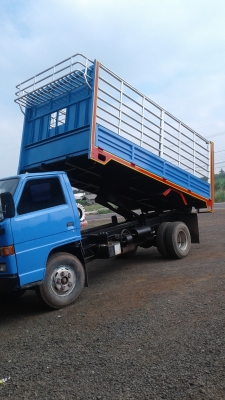 ดั๊มเกษตร NKR ISUZU พร้อมใช้งาน