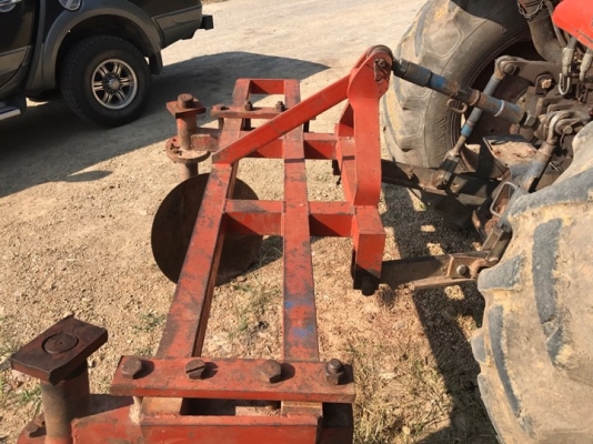 ฝานพรวนดิน ตราช้าง