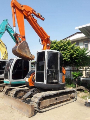 ขายHITACHI EX75UR-5 เก่าใน สภาพดี เดิมๆๆ  เครื่องปั๊มแห้ง  พร้อมใช้  โทร 089-3818694  ดวงนภา