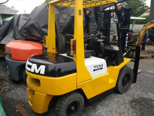 รถโฟล์คลิฟท์ 2.5 ตัน TCM เครื่องดีเซล เกียร์ธรรมดา