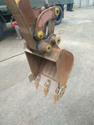 รถขุดขนาดเล็ก KOMATSU PC07-1 พร้อมใช้งาน รถขุดขนาดเล็ก KOMATSU PC07-1 พร้อมใช้งาน