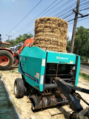 เครื่องอัดฟางแบบก้อนกลม