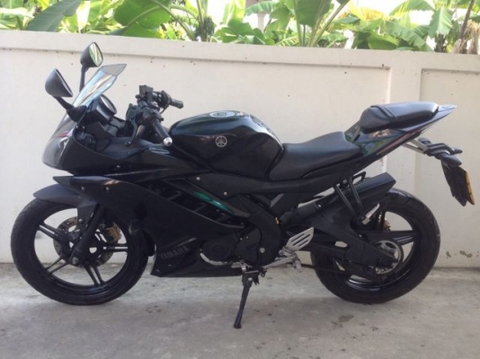 Yamaha R15 150cc สีดำ สภาพสวย ล้อแม็ก วิ่งน้อย ปี2016 Yamaha R15 150cc สีดำ สภาพสวย ล้อแม็ก วิ่งน้อย ปี2016