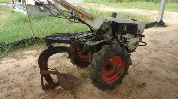 ขาย YANMAR YT550 ดีเชล 5.5 แรง 8 เกียร์หน้า 2 เกียร์หลัง เก่านอกพร้อมใช้งาน