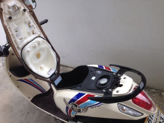 Honda Scoopy i Club 12 หัวฉีด สีขาวรถ เดือน สวย สภาพใหม่