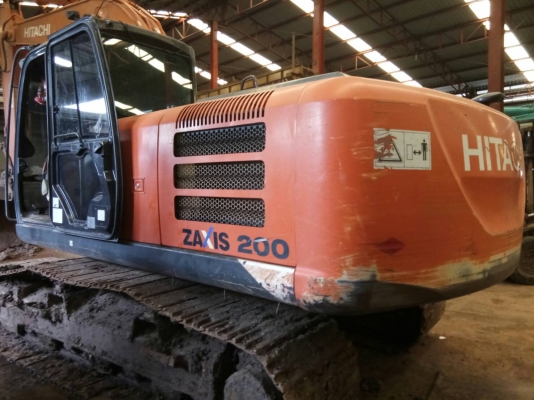 ขออนุญาติขายรถ HITACHIZX200 5G เอกสารอินวอยไฟฟ้าครบช่วงล่างดำเอวแน่น ราคา 1850000สนใจติดต่อ08/53224877-0988930465