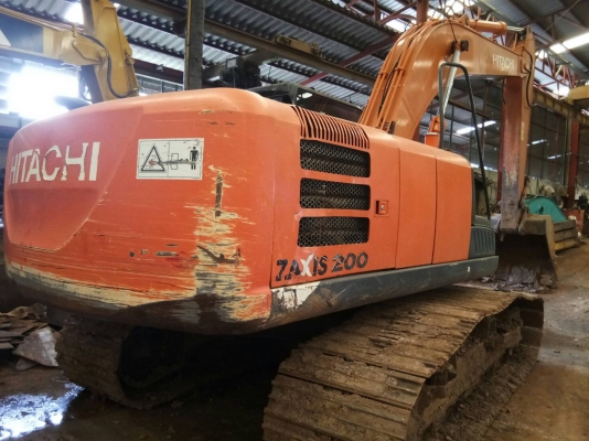 ขออนุญาติขายรถ HITACHIZX200 5G เอกสารอินวอยไฟฟ้าครบช่วงล่างดำเอวแน่น ราคา 1850000สนใจติดต่อ08/53224877-0988930465