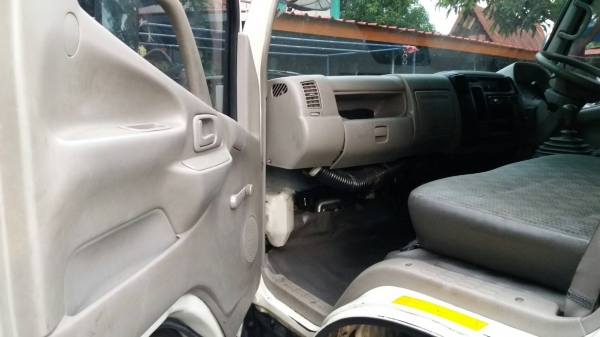 ขายรถ 6 ล้อ Hino ทูโท 136 แรงม้า ปี 2555 กระบะคาร์โก้ รถสวยพร้อมใช้