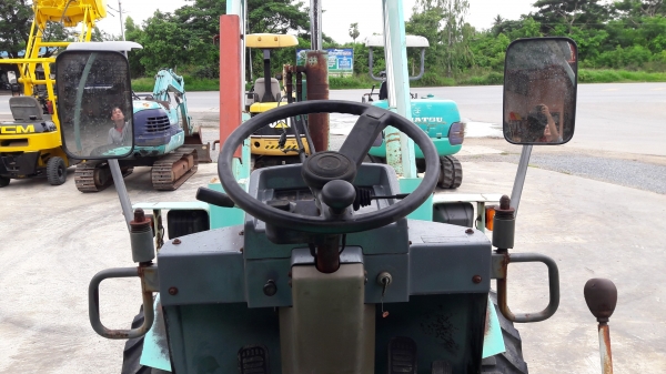 รถตัก Yanmar V4-3 เก่าญี่ปุ่น นำเข้าแท้100\% ไม่ผ่านการใช้งานใดๆในเมืองไทย