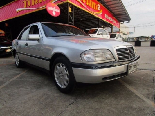 1997 BENZ C-CLASS C200 CL โฉมW202 สีบรอนซ์เงิน ออโต้ เครื่อง4สูบ 1998 CC AIRBAGคู่ เบาะหนัง สภาพยังดีเอาไปใช้ต่อได้ยาวๆ สนใจดูรถ ทดลองขับหรือสอบถามรายละเอียดเพิ่มเติม และ รับปรึกษาออกรถ มือหนึ่ง มือสอง ทุกยี่ห้อ ติดต่อ 092-656-6570 อาท Line ID art_pai