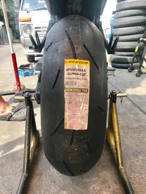 จัดหนักโปรฯ ราคาพิเศษสุด ถูกมากๆ  ยางใหม่ มือ1 Dunlop alpha 13