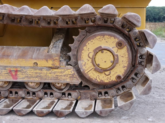 ต้องสั่งนำเข้า รถแทรกเตอร์CATERPILLAR#D3Gปี2005,12,374ชั่วโมง