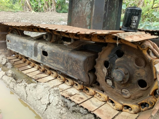 ขายด่วนโคมัสสุPC60-1โชว์เอวมีหัวคีบไม้เครื่องดีช่วงล่างใหม่มีลายแย็กรถคล่องพร้อมใช้