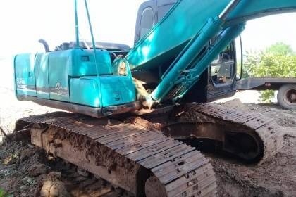 ขาย 1,200,000 บาท KOBELCO SK200 MARK  6 YN10 SUPER เครื่องดี ปั้มแรง โช่หนา เอวแน่น ไฟฟ้าครบ เอกสารเล่มทะเบียน   รถอยู่ จ.หนองคาย โทร&amp;ไอดีไลน์ 0610710295
