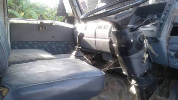 ขาย 345,000 บาท HINO KM777 ดั้มเกษตร เครื่อง WO4D-117 แรง หัวบาง ยางดี คัสชีสวย เอกสารเล่มทะเบียน  รถอยู่ จ.มหาสารคาม โทร&amp;ไอดีไลน์ 0610710295