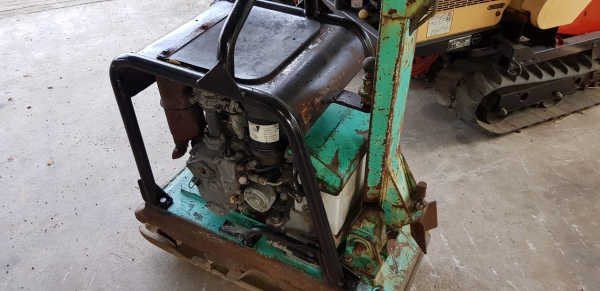 เครื่องตบดินดีเชล เดินหน้าถอยหลังได้ รหัสสินค้า c3 - 19