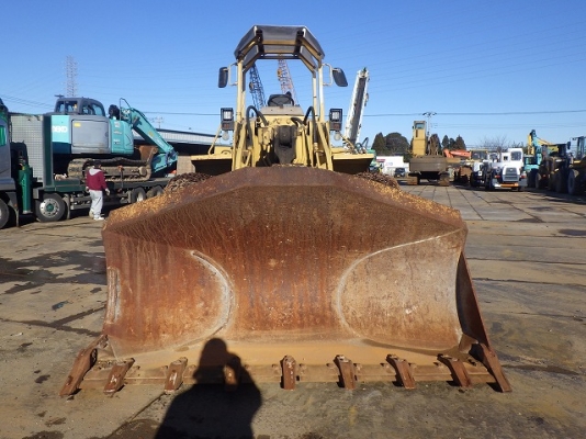 CAT 950F2 นำเข้าจากญี่ปุ่น ไม่เคยใช้งานในไทย รถถึงเมืองไทยแล้วครับ