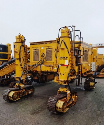 ต้องสั่งนำเข้า รถปูคอนกรีตGAMACO#GT6300 ปี1996,4,620ชั่วโมงปูได้3.5เมตร