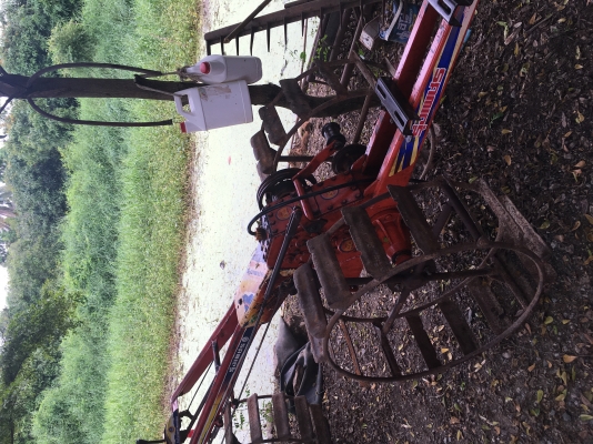 รถไถเดินตามรุ่งเพชร สามเกียร์ พร้อมใช้ค่ะ สนใจ0848017186