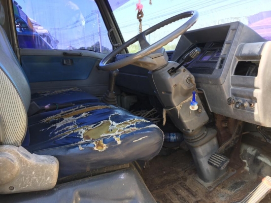 ขายรถ6ล้อ HINO FC2W 120แรง สภาพพร้อมใช้ ราคา320,000 สนใจโทร 090-8588220 093-3258446 098-4610380 ดูปร ขายรถ6ล้อ HINO FC2W 120แรง สภาพพร้อมใช้ ราคา320,000 สนใจโทร 090-8588220 093-3258446 098-4610380 ดูปร