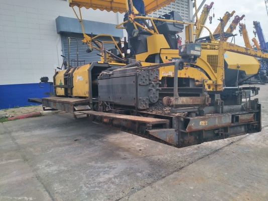 ถึงไทยแล้ว HA60C-5 ล้อแทร็ค สภาพสวยมากๆครับคันนี้ใช้งานได้ครบทุกระบบ ได้ไปคุ้มแน่นอนครับ 092-929-9942 ธีรเทพ