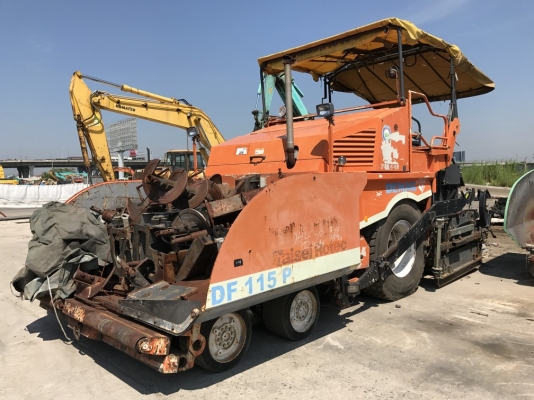 รถปูยาง Demag รุ่น DF115P ปี 2005 ปูได้ 8.5 เมตร นำเข้าจากญี่ปุ่น สภาพสวยพร้อมใช้งาน ราคาถูก