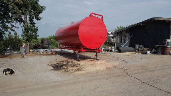 ถังเหล็กหนา 6 มิล 25000 ลิตร สีแสบตา ถังเหล็กหนา 6 มิล 25000 ลิตร สีแสบตา