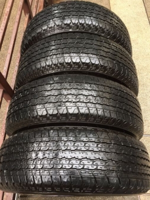 ยาง Bridgestone 245 70 16 กลางปี17 ดอกเต็ม ใช้ยาว ราคาไม่แพง