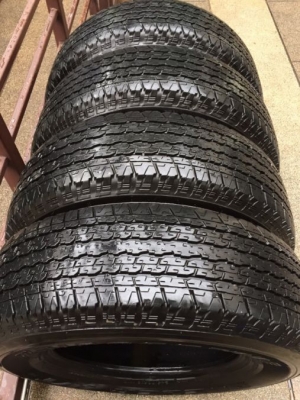 ยาง Bridgestone 245 70 16 กลางปี17 ดอกเต็ม ใช้ยาว ราคาไม่แพง