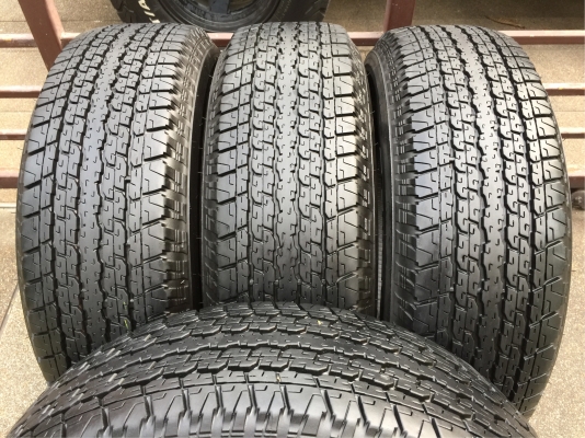 ยาง Bridgestone 245 70 16 กลางปี17 ดอกเต็ม ใช้ยาว ราคาไม่แพง