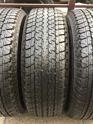 ยาง Bridgestone 245 70 16 กลางปี17 ดอกเต็ม ใช้ยาว ราคาไม่แพง
