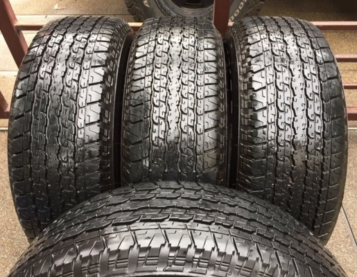 ยาง Bridgestone 245 70 16 กลางปี17 ดอกเต็ม ใช้ยาว ราคาไม่แพง