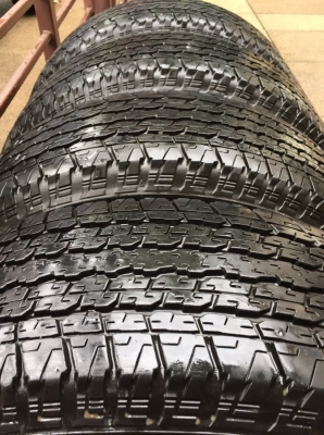ยาง Bridgestone 245 70 16 กลางปี17 ดอกเต็ม ใช้ยาว ราคาไม่แพง